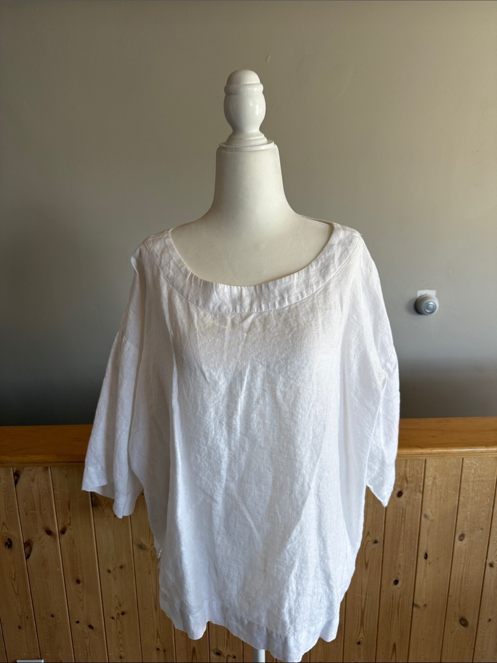 Relaxed White Linen Scoop Neck Blouse
